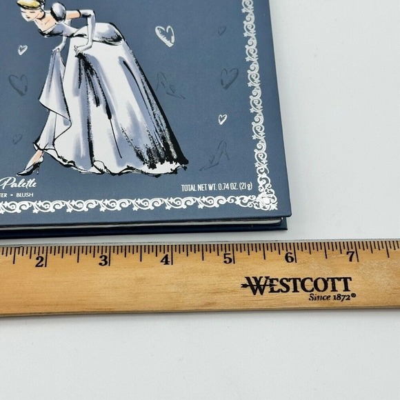 DISNEY Princess Cinderella Complexion Palette Bronzer Highlighter‎ Blush - Picture 6 of 7